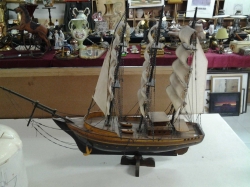 Sailing ship