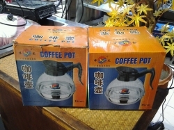 2 Coffee pots
