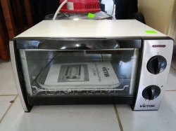 Victor small electrical grill/oven
