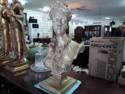 An extreamly heavy stone bust of marie antoinette queen of france 1774-1793