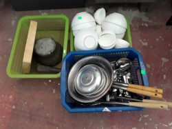 Job lot of kitchenware