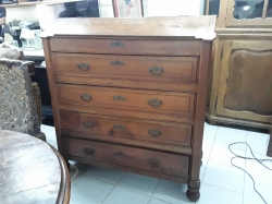 The cabinet with 4 drawers