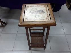 Small hight table