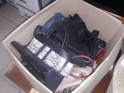 Job lot of lady bags