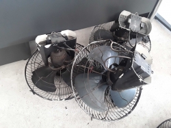 3x Ceiling Fan