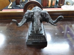 Thai bronze elephant