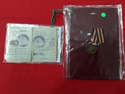 Original dictator STALIN's medal 1945