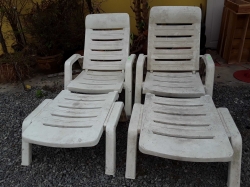 2x sunbeds