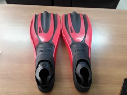 Swimming flippers