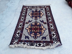 Irani carpet size 147x88