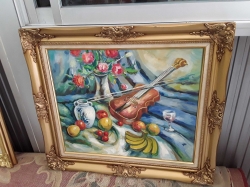 Still life oil painting in gilt frame