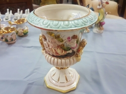 Capodimonte 1099 vase
