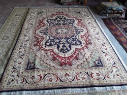 Wool pile and cotton base 10 x 7 feet