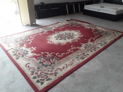 Large Carpet somee damage 239x336cm
