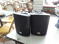 Pair of small speakers, working order