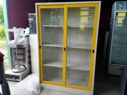 Steel filling cabinet 2 keys 46x122x183cm