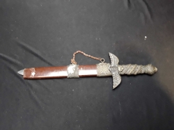 Chinese Dagger