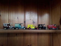 Collection of 5x vintage cars
