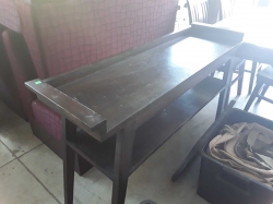 Consold table