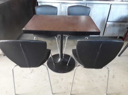 Table with 4 chairs 60×90cm