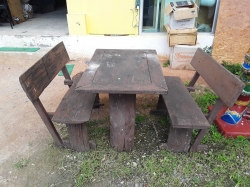 Wooden Gradon table and Chairs