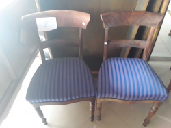 2x antique chairs (89)