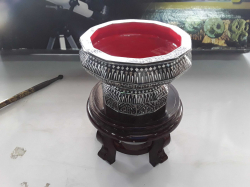 Wooden bowl with stand