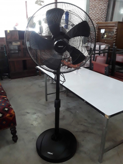 Hatari Large fan