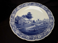 Antique Delft charger