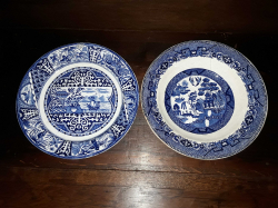 2x Antique plates