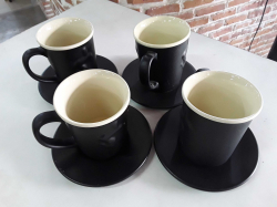 Set of Four Guinness toucan coffee mugs with tray