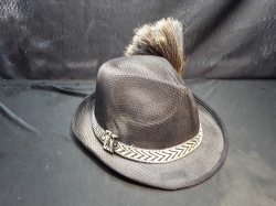 Hat with Bavarian Chamois with Deer Pin-Needle