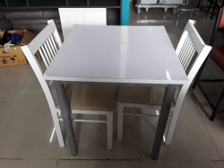 White table with 2 Chair