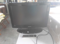 Samsung TV 22inch with Remote