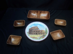 Italy plate and 5 wood bowls