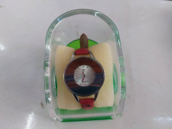 Very nice ladies BT Overz watch