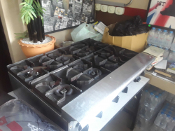 Stainless steel gas Cooking 6 bunners