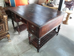 Antique European desk 100x127x77cm