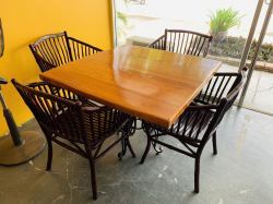 Table set with 4 chairs 100*100*80cm