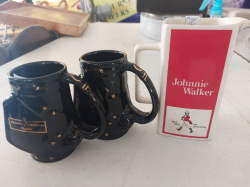 2x Johney Walker water whiskey jug and one large 