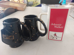 2x Johney Walker water whiskey jug and one large