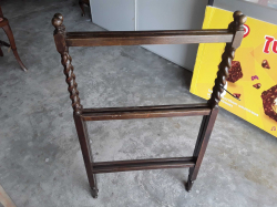 Antique Oak Linen rack. B.2 110