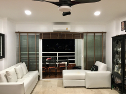 4 x Wooden Blinds
Size 220x100cm./ 1 each