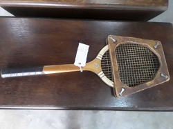 Tennis Racket
Ref.5 B.3