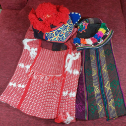 two hilltribe shoulder bags and two hats..
