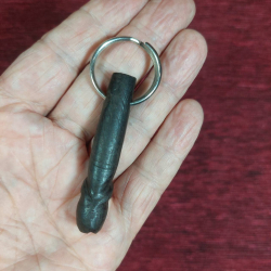 small plak kik for key chain..