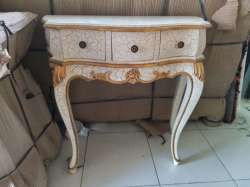 Anne Console 3 Drawers White Crackle. (New)
B.2