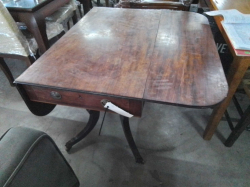 Georgian Pembroke Table. 
W.
Ref.36 B.5 