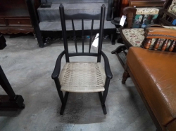 A Small Rocking Chair 
Ref.240 B.5 