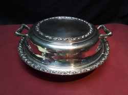 High Quality Round Silver Plated Covered Serving Dish.